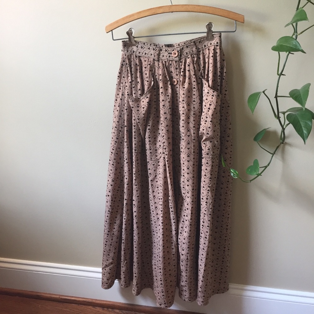 Perfect Big Pocket American Apparel skirt